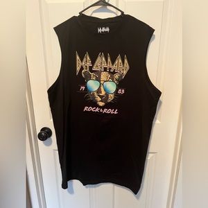NWOT Mens Def Leppard Sleeveless 1983 1983  Rock&Roll Graphic print shirt SZ L